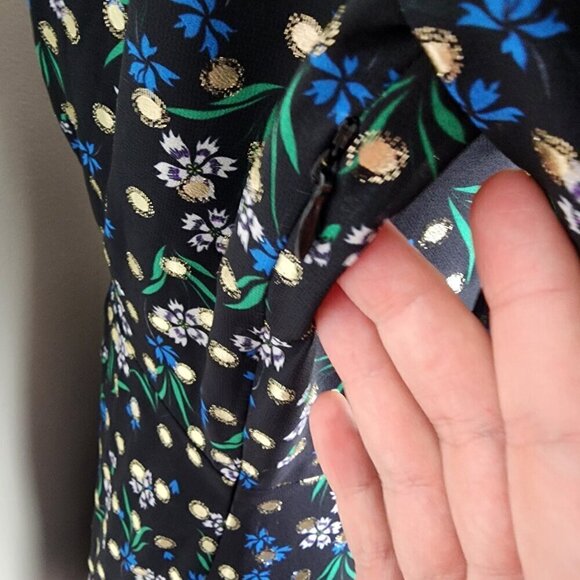 NWOT Yumi Kim V Neck Fit and flare Floral Metallic Dot Mini Dress Black Small - Picture 7 of 14